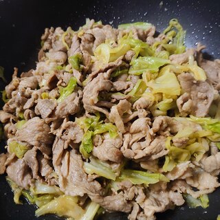 豚肉とキャベツの簡単ニンニク醤油炒め☆